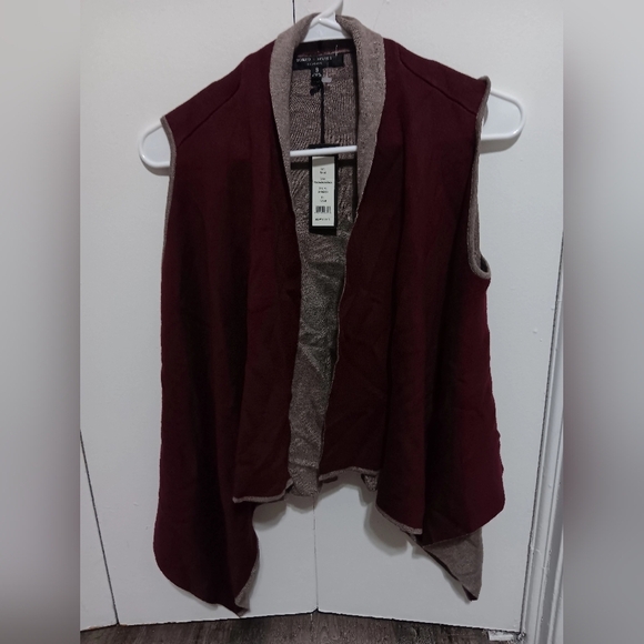 Romeo & Juliet Couture Jackets & Blazers - Elegant Burgundy and Beige Women's Sweater Vest